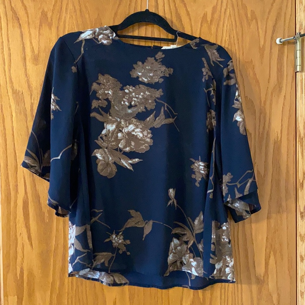 Fun 2 Fun Medium Blouse